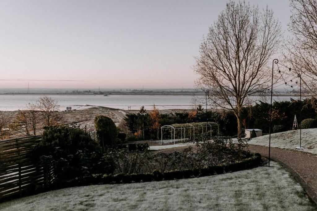 The Ferry House Bed and Breakfast Eastchurch Εξωτερικό φωτογραφία